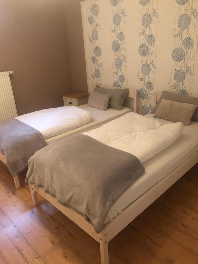 Bastheim Ferienwohnung Klosterblick מראה חיצוני תמונה